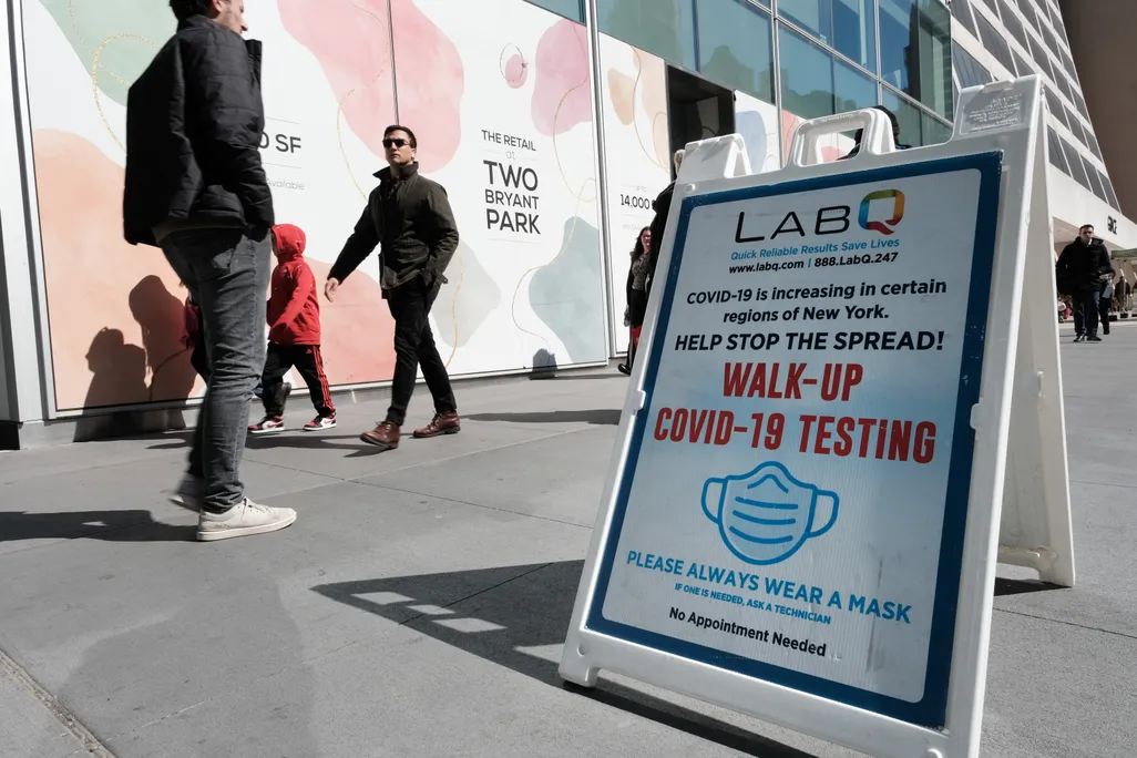 A sign for Covid-19 testing