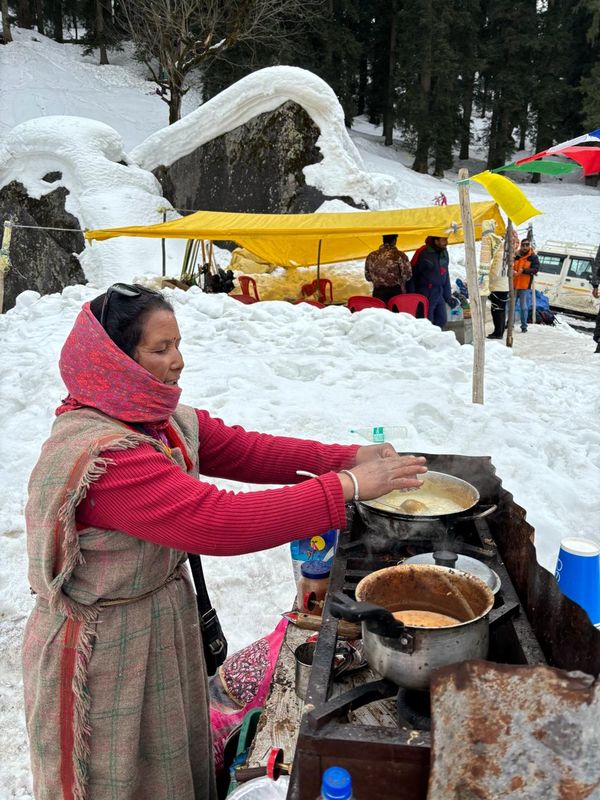 A Tea Stall at 8860 Feet. thumbnail