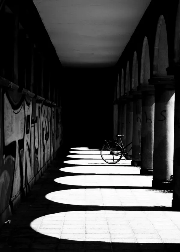 Lone Bike in Berlin thumbnail