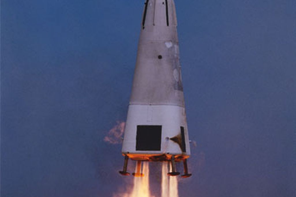 The DC-X backs into its parking spot at White Sands in September 1993.