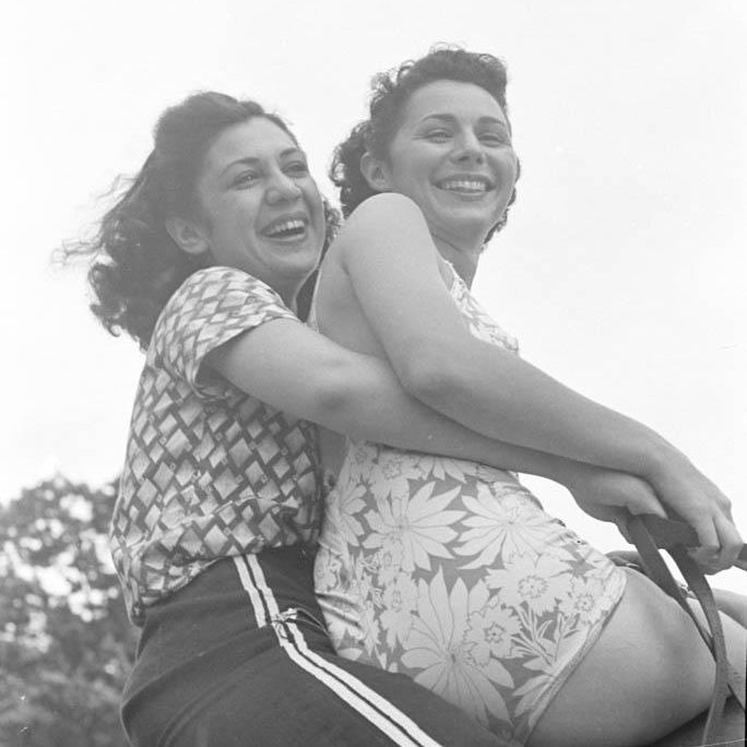 3 Hansel Mieth - International Ladies Garment Workers August 1 1938.jpg