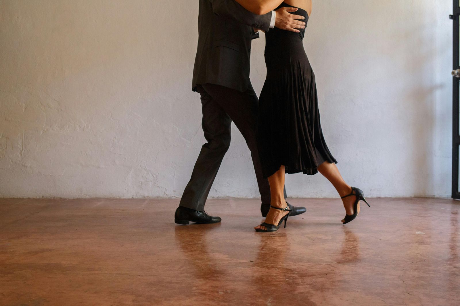 Creative Hobbies Like Tango Dancing or Playing Instruments Help Keep Brain Young