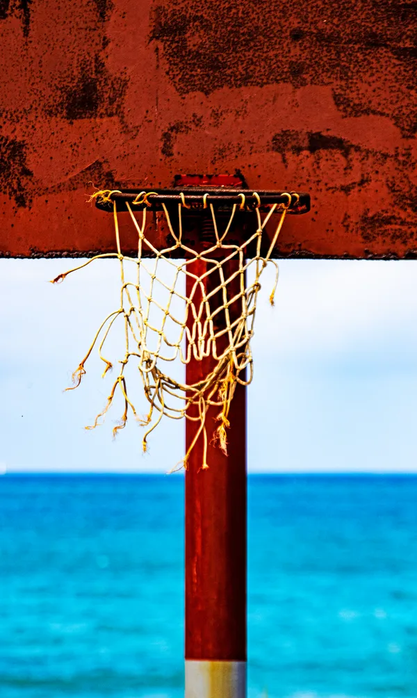 Court by the Sea thumbnail