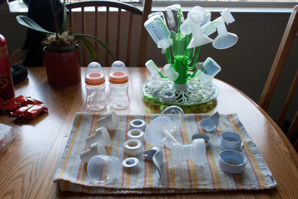 Breast pump