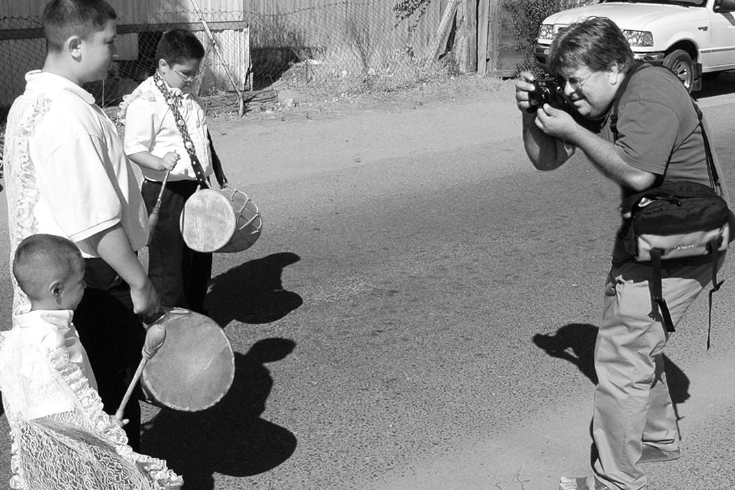 Miguel Gandert doing fieldwork in Bernalillo, New Mexico