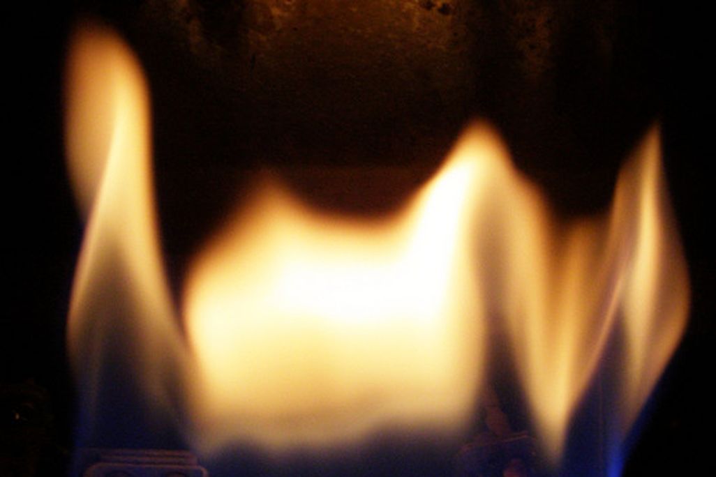 2013100712002710_07_2013_flame.jpg