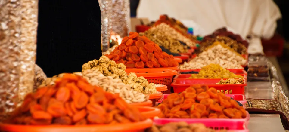  Dried fruit and spices at Siab Bazaar near Bibi-Khanum, Samarkand, Uzbekistan 
