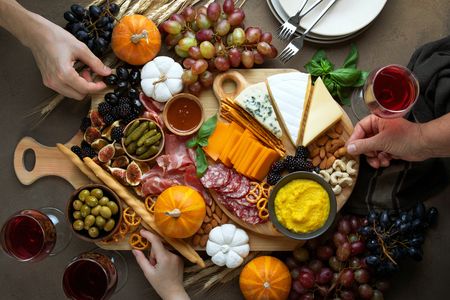 Sommelier Erik Segelbaum leads a guided tasting of the perfect wines to pair with the season’s traditional foods on Nov. 20.
