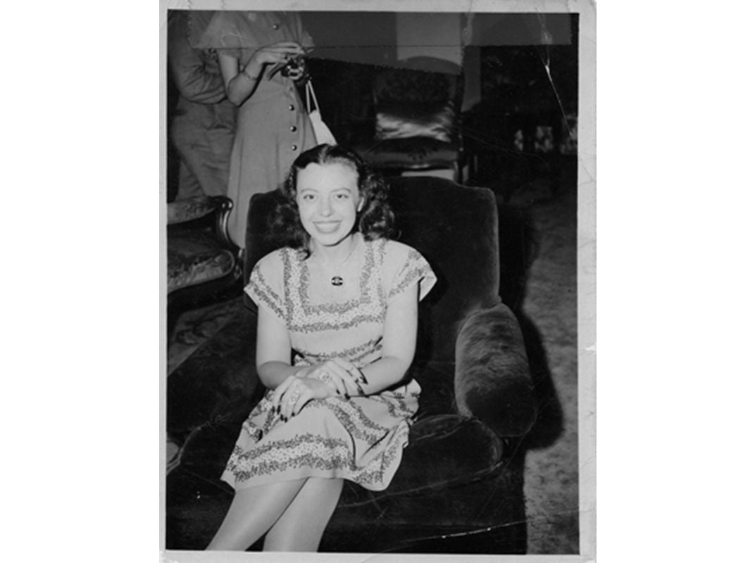 A 25-year-old Ethel Galagan modeling the Hope Diamond at an Evalyn McLean party in 1944