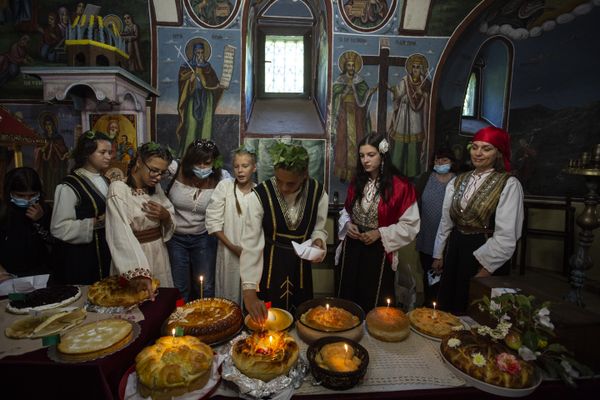 Orthodox ceremony blessing of bread. thumbnail