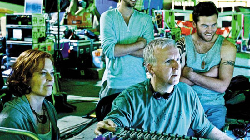 james cameron avatar set