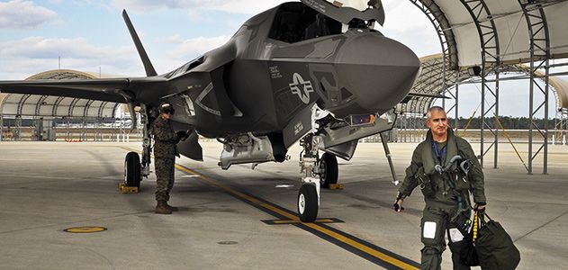 Making-Joint-Strike-Fighter-Pilot-631.jpg
