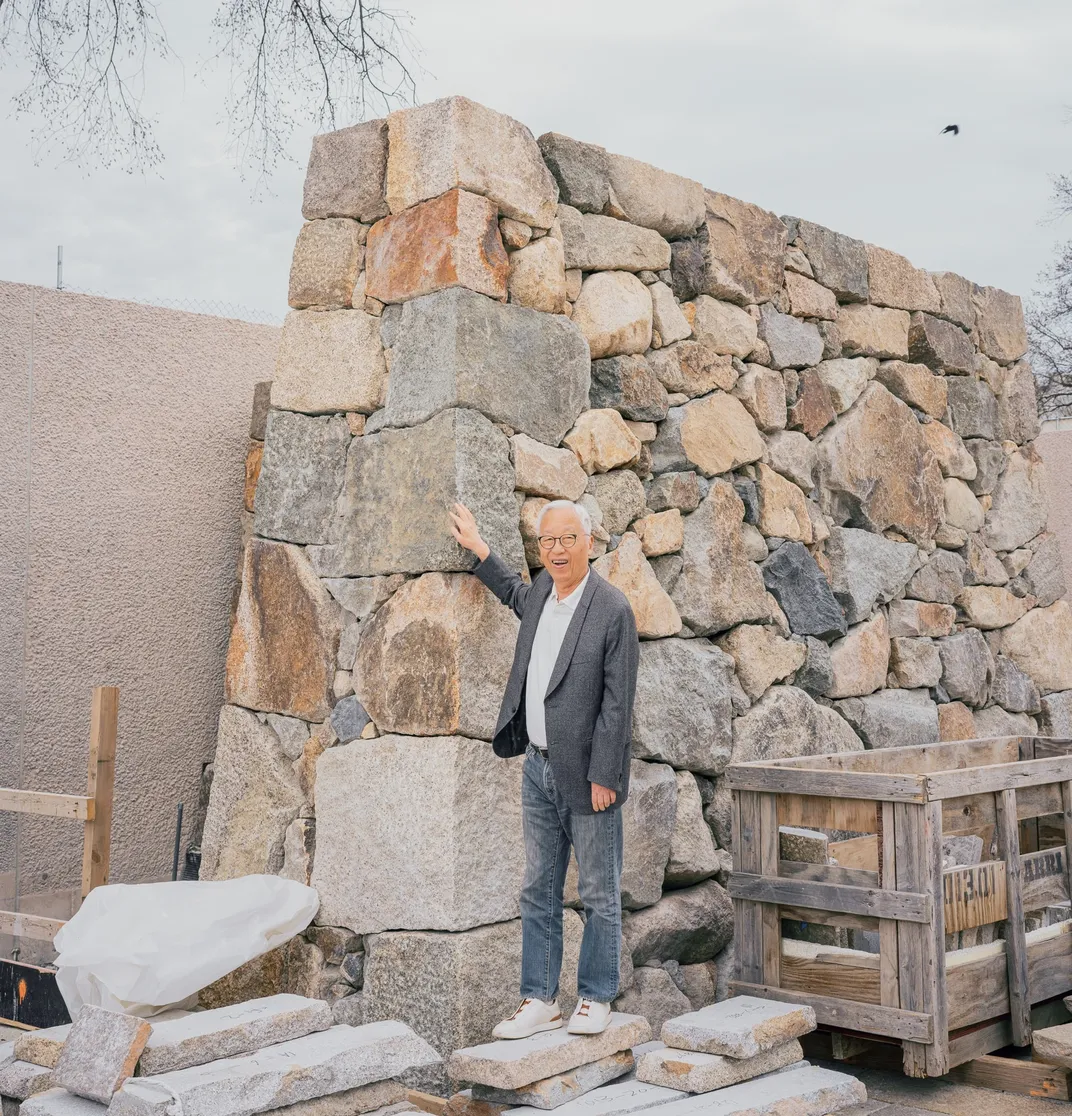 Hiroshi Sugimoto in the Hirshhorn Sculpture Garden, March 2026, cropped