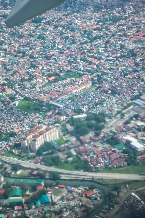 Manila from the airplane window thumbnail