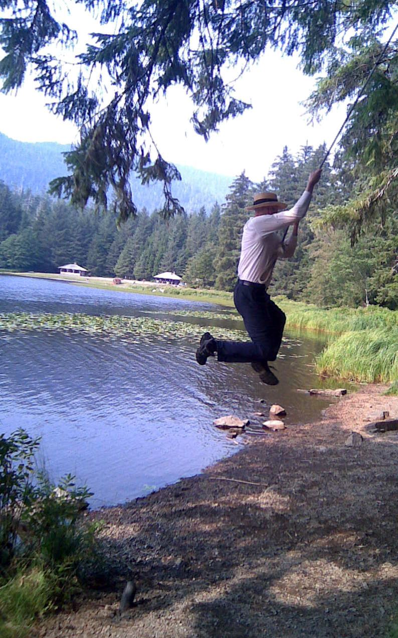 Rope Swing in Summer | Smithsonian Photo Contest | Smithsonian Magazine