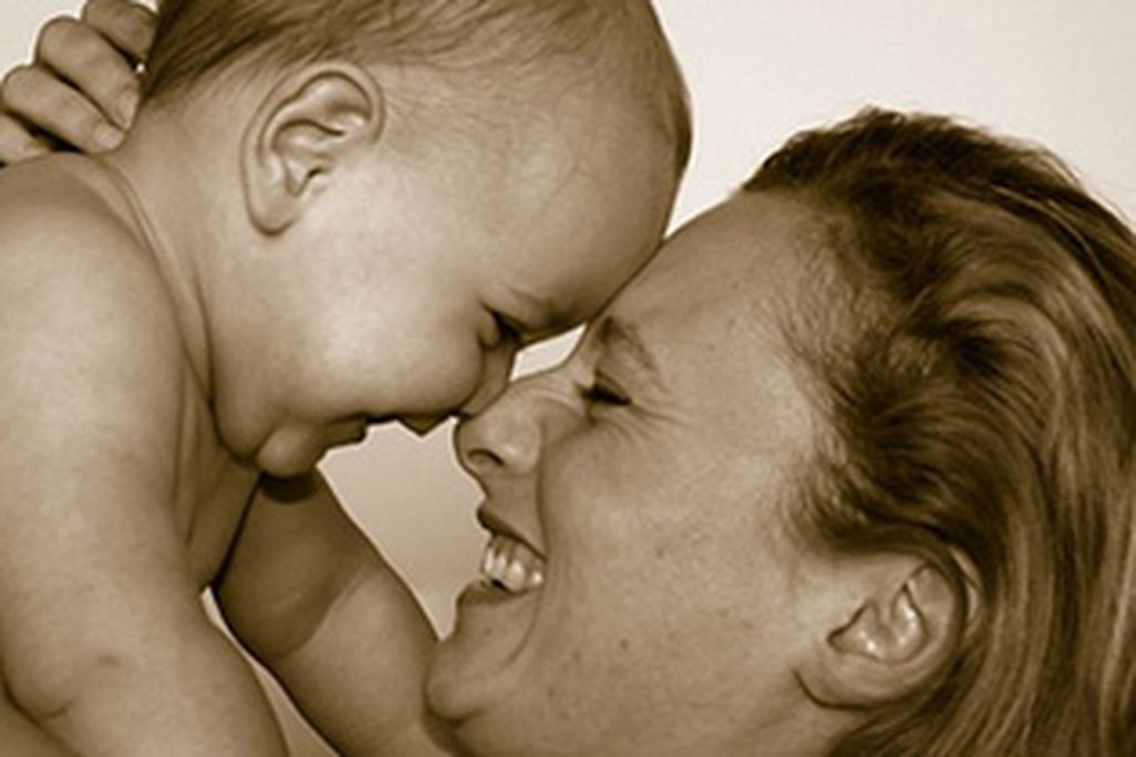 What makes a 21st century mom?