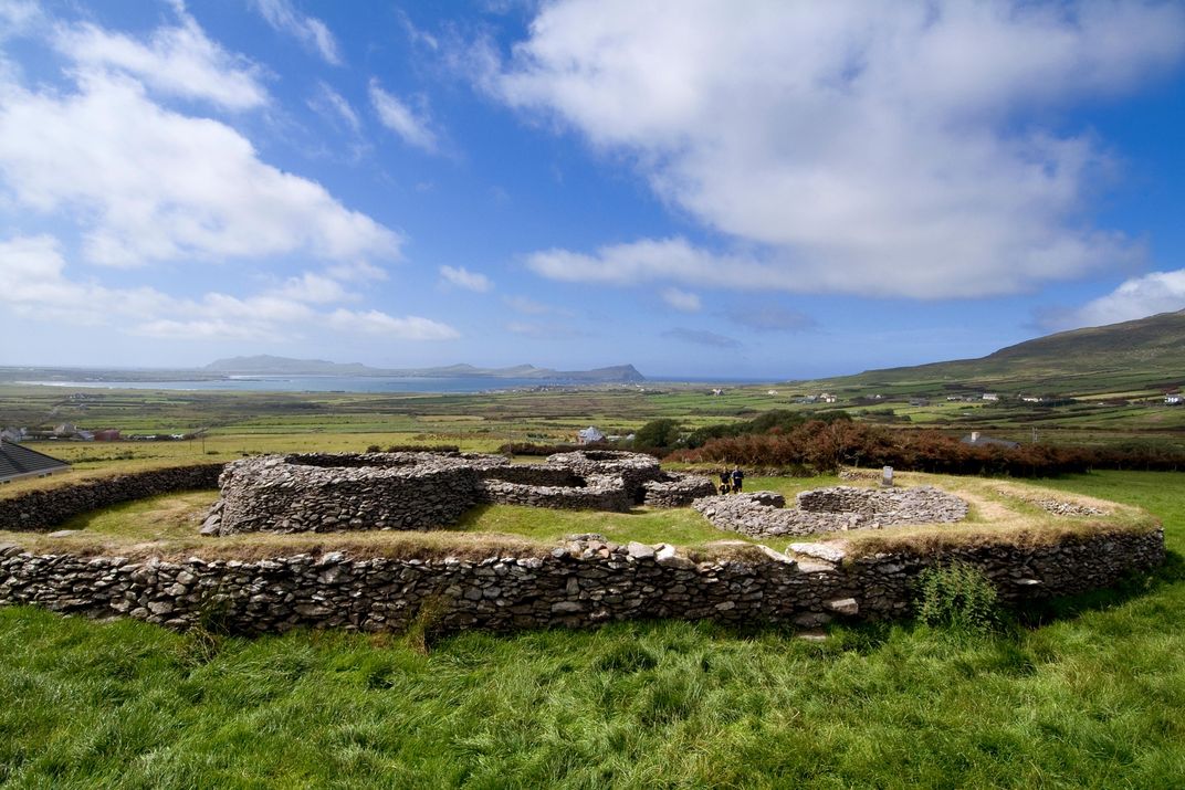 Ring fort, Dingle Peninsula. Credit: Tourism Ireland