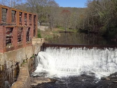 Busting apart this aging dam on the Jeremy River in Connecticut opened up 27 kilometers of salmon habitat and spawning gravel for the first time in close to 300 years. Other fish will benefit too, including the eastern brook trout, sea lamprey, American eel, and river herring.