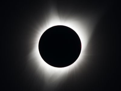 How to Watch the Spectacular Total Solar Eclipse in April 2024 image