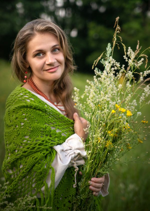 Woman with a bouquet thumbnail