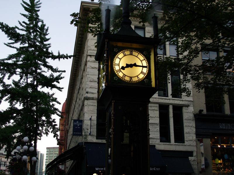 Steam clock in downtown Vancouver Smithsonian Photo Contest