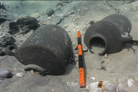 Storage jars found among the cargo known as Dor L1