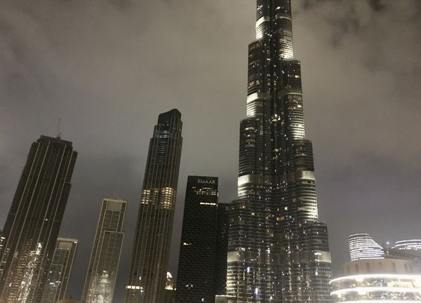 Burj Khalifa Amidst Gray and Black: A Scene from Another World thumbnail