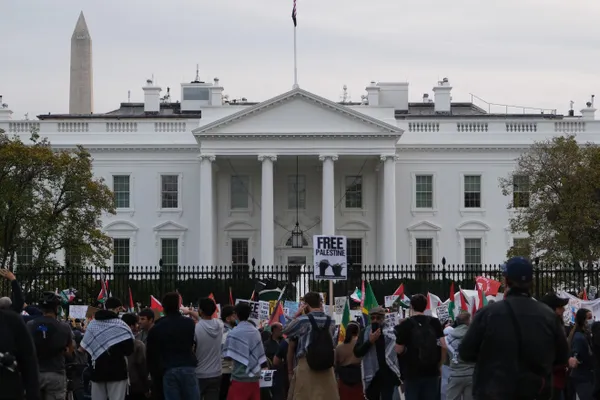 A call to free Palestine in front of the White House thumbnail