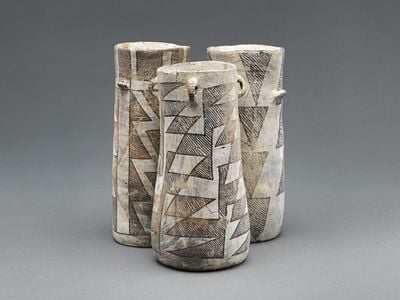 The Chaco Canyon chocolate-drinking jars have a distinct shape, with connections to similarly shaped Mayan vessels. After testing distinguishable jar fragments from an excavated trash pile in in the canyon, archaeologists determined all of the drinking jars were used to consume cacao. (A336494, A336499, A336493, James Di Loreto, Smithsonian)
