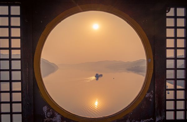 The Yangtze river sunset thumbnail