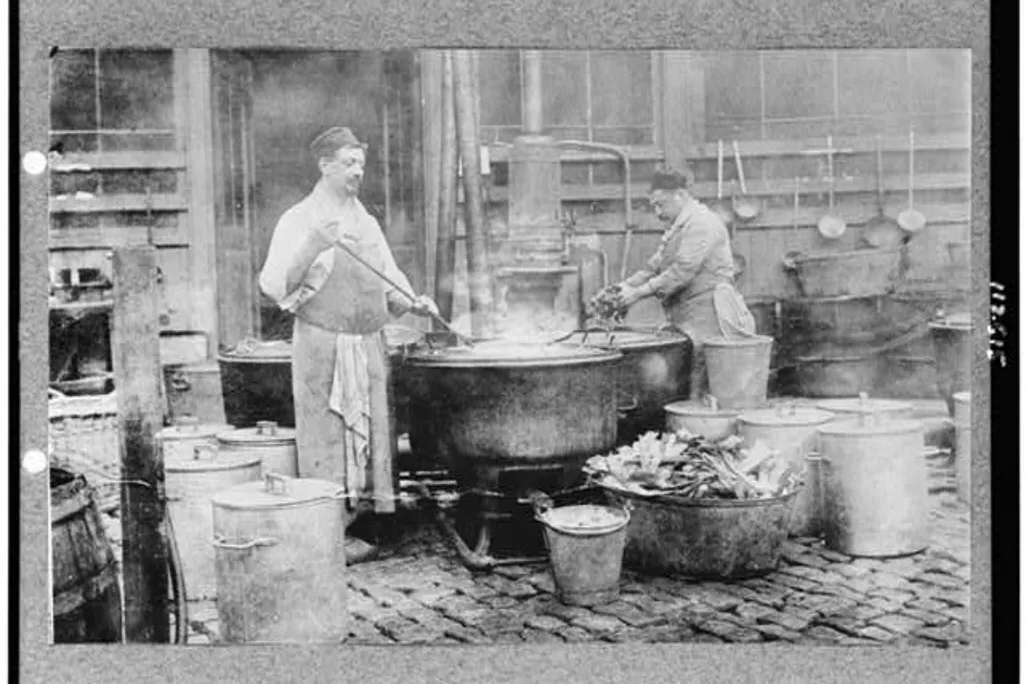 20110520090217soup-kitchen-loc-400x319.jpg