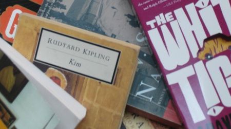 For the traveler to India: film and literary preparation