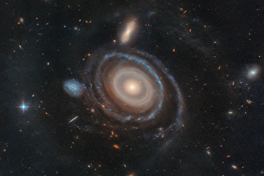 LEDA 1313424, aptly nicknamed the Bullseye,