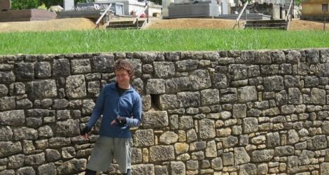 rock wall in Groléjac