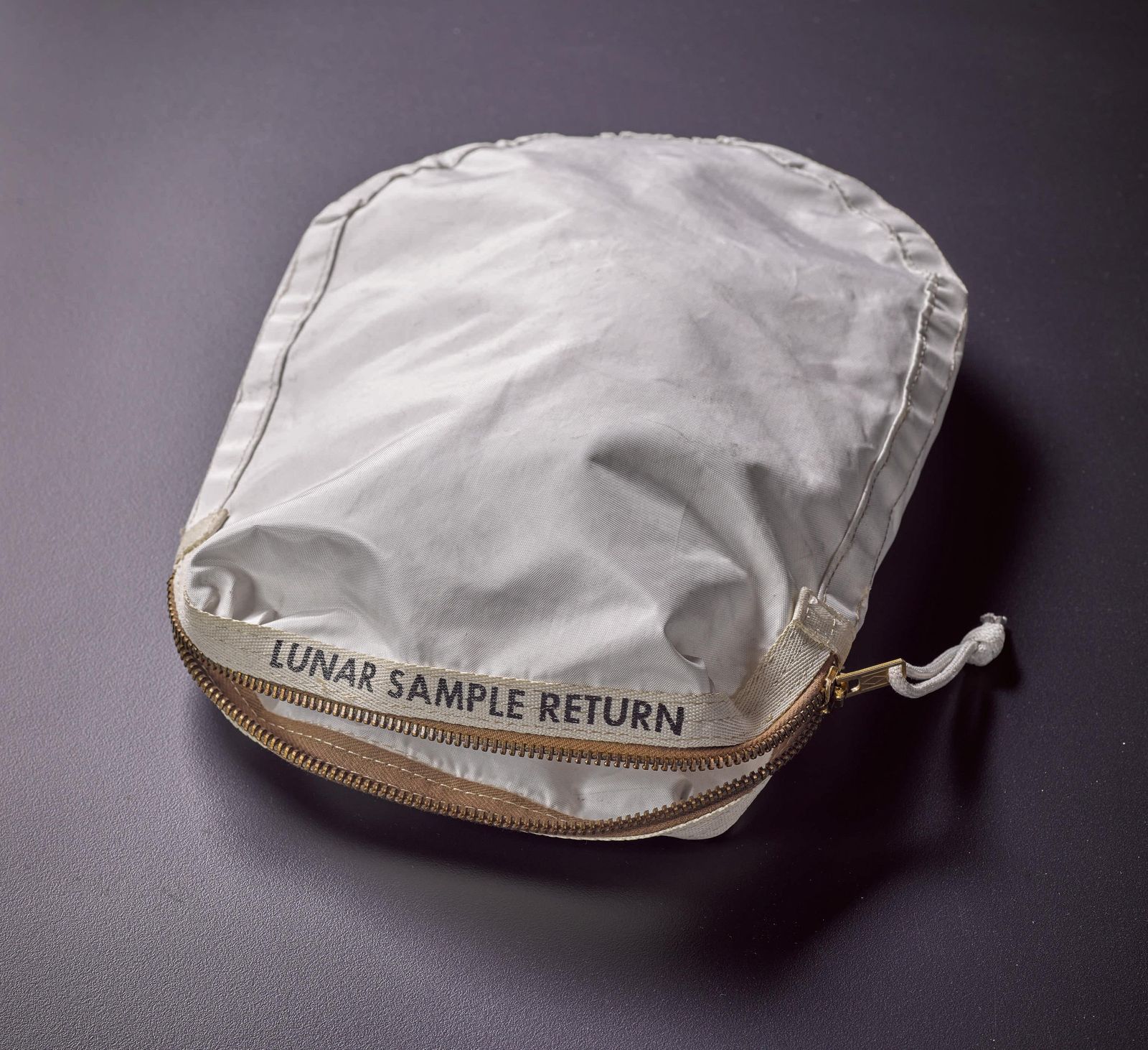 Apollo 11 Moon Rock Bag Sells for $1.8 Million in Controversial Auction, Smart News