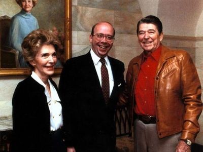 First Lady Nancy Reagan, Bill Mellberg, and President Ronald Reagan after Bill’s performance of “An Evening With the Presidents” at the White House.