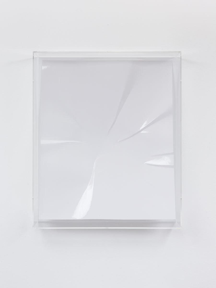 Lighter, white convex I (2009)