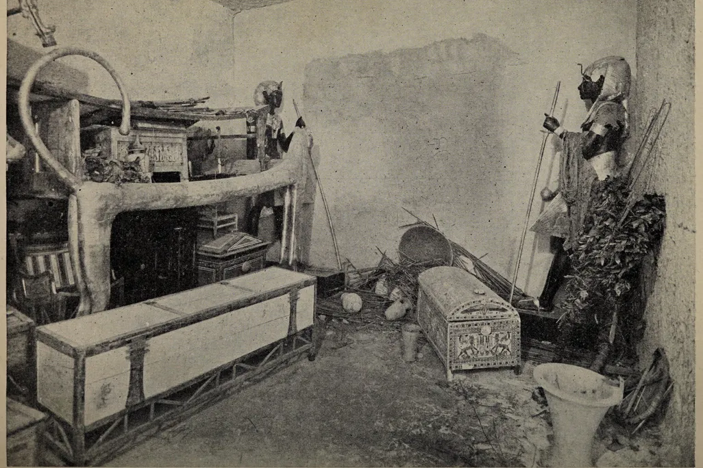 The northern end of Tutankhamun's antechamber, featuring a lion-headed couch