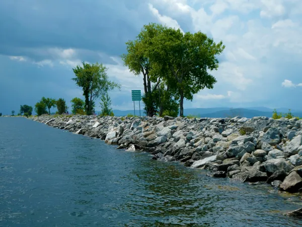 Island Line Rail Trail / Colchester Causeway, Burlington, VT thumbnail