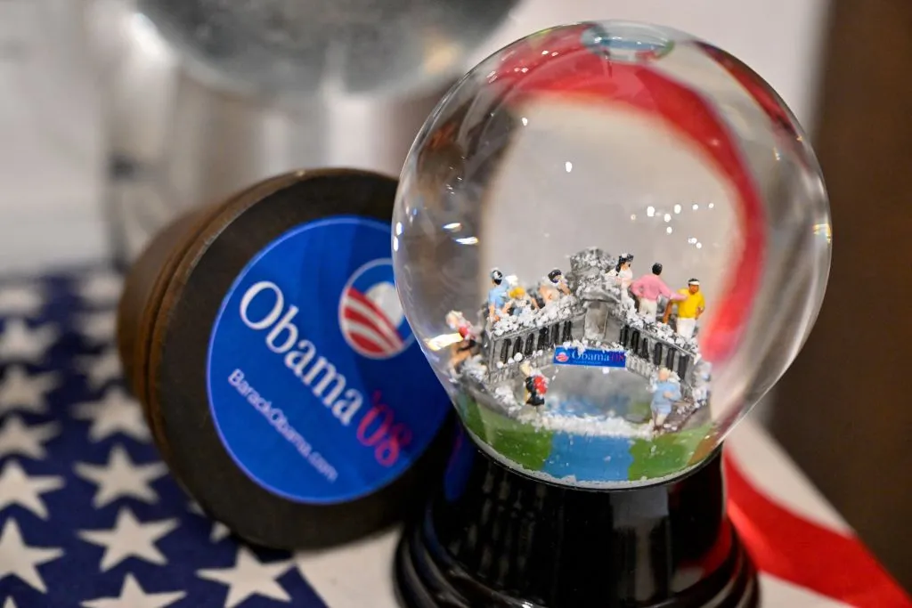 snow globe made for Barack Obama