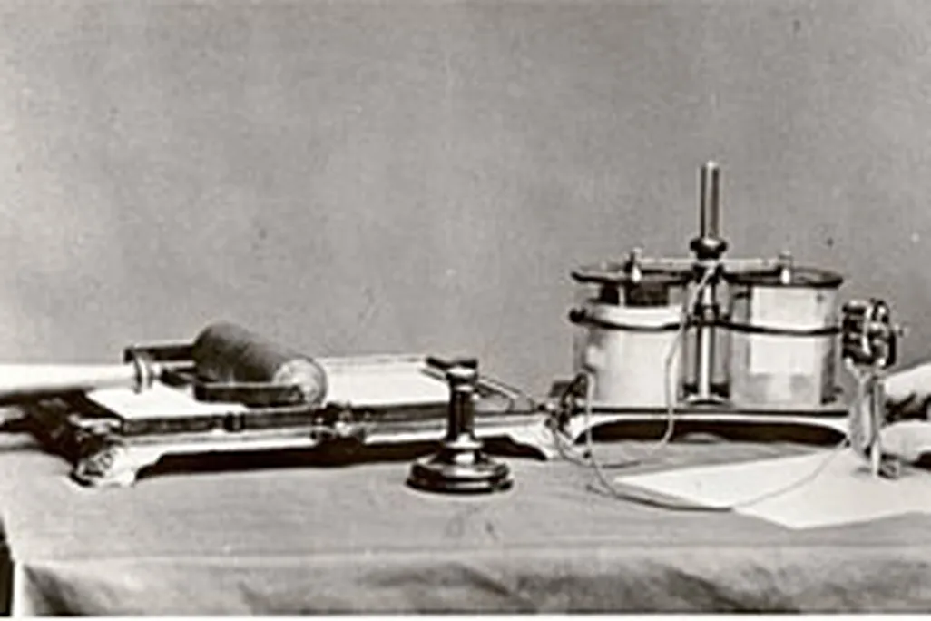 The complete duplicating outfit including Edison's electric pen