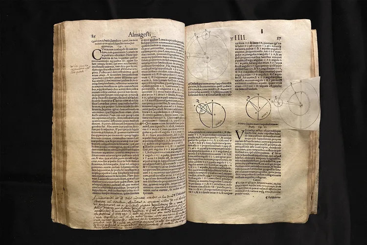 Galileo's handwritten notes in a&nbsp;1551 copy of Ptolemy's&nbsp;Almagest
