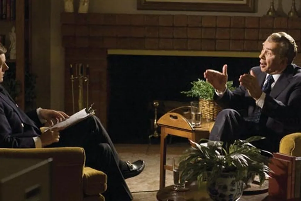 David Frost interviews Richard Nixon in Ron Howards Frost/Nixon