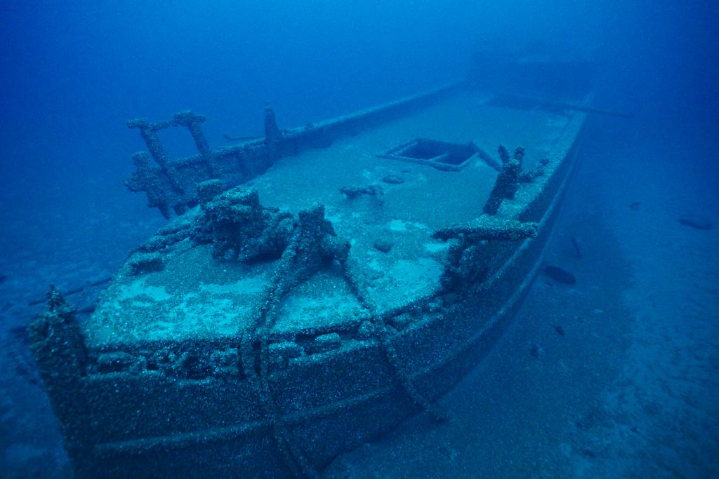 The bow of the Africa shipwreck