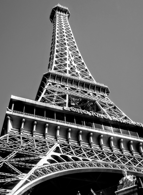 The Grandeur of Paris! thumbnail