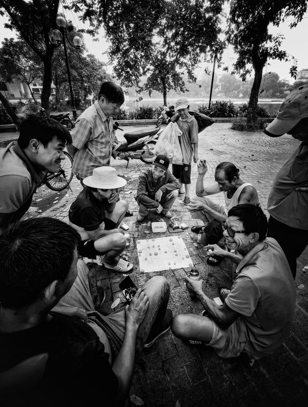 Street Game in Hanoi thumbnail