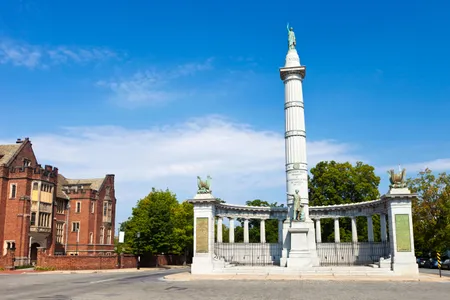Monument Avenue In Richmond, Virginia