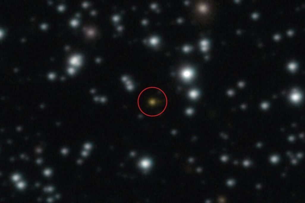 a circle highlights where the GRB occurred in space