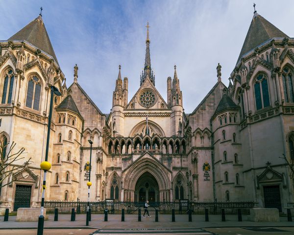 The Royal Court of Justice in Wesminter thumbnail