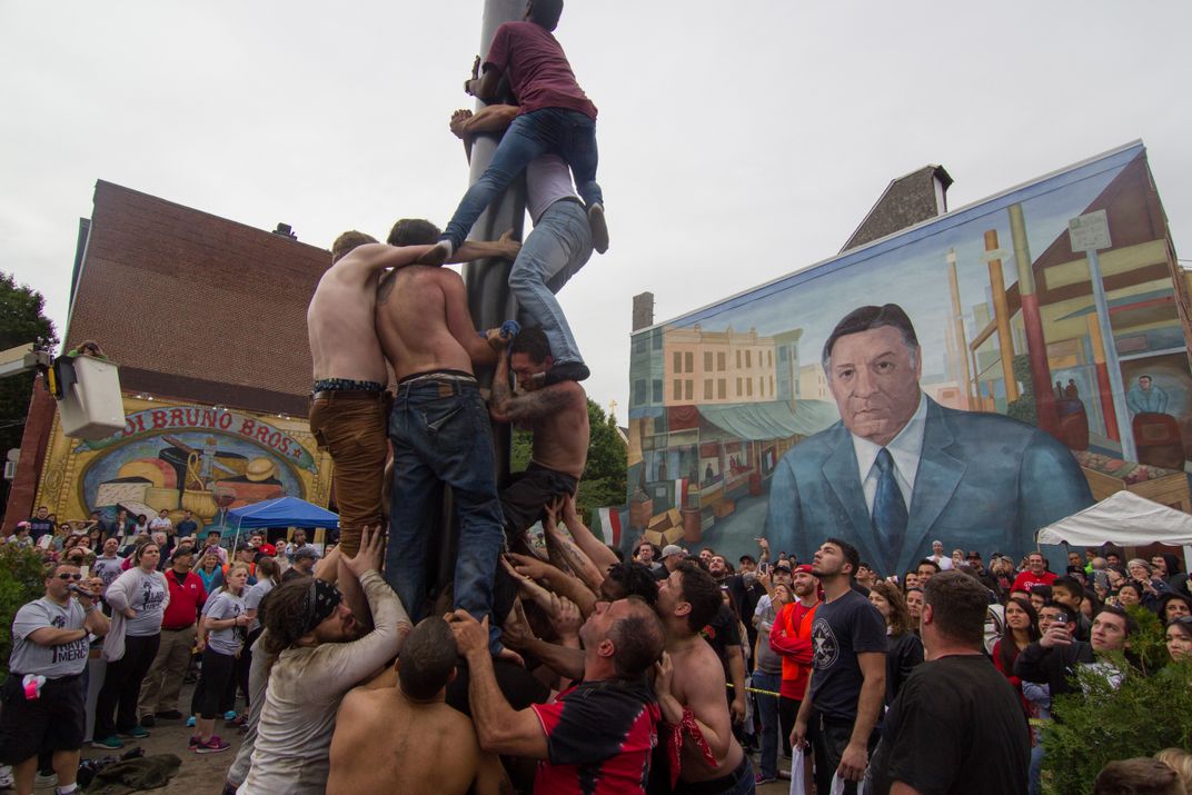 A human pyramid in the Italian neighbourhood of Philadelphia ...